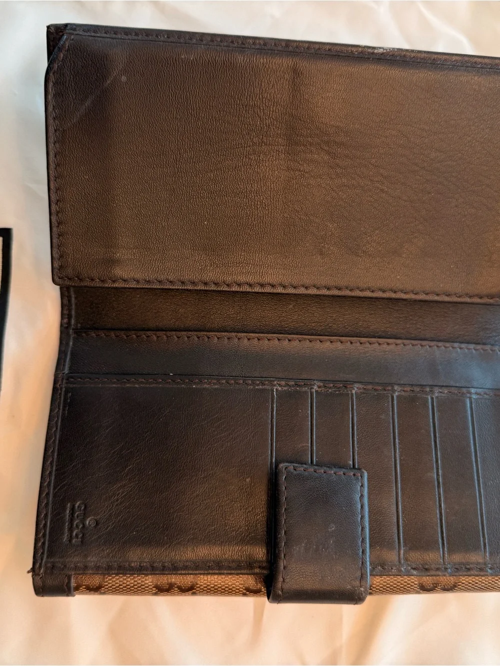 Authentic Gucci GG Crystal hysteria Heart bifold continental wallet - Picture 5 of 6